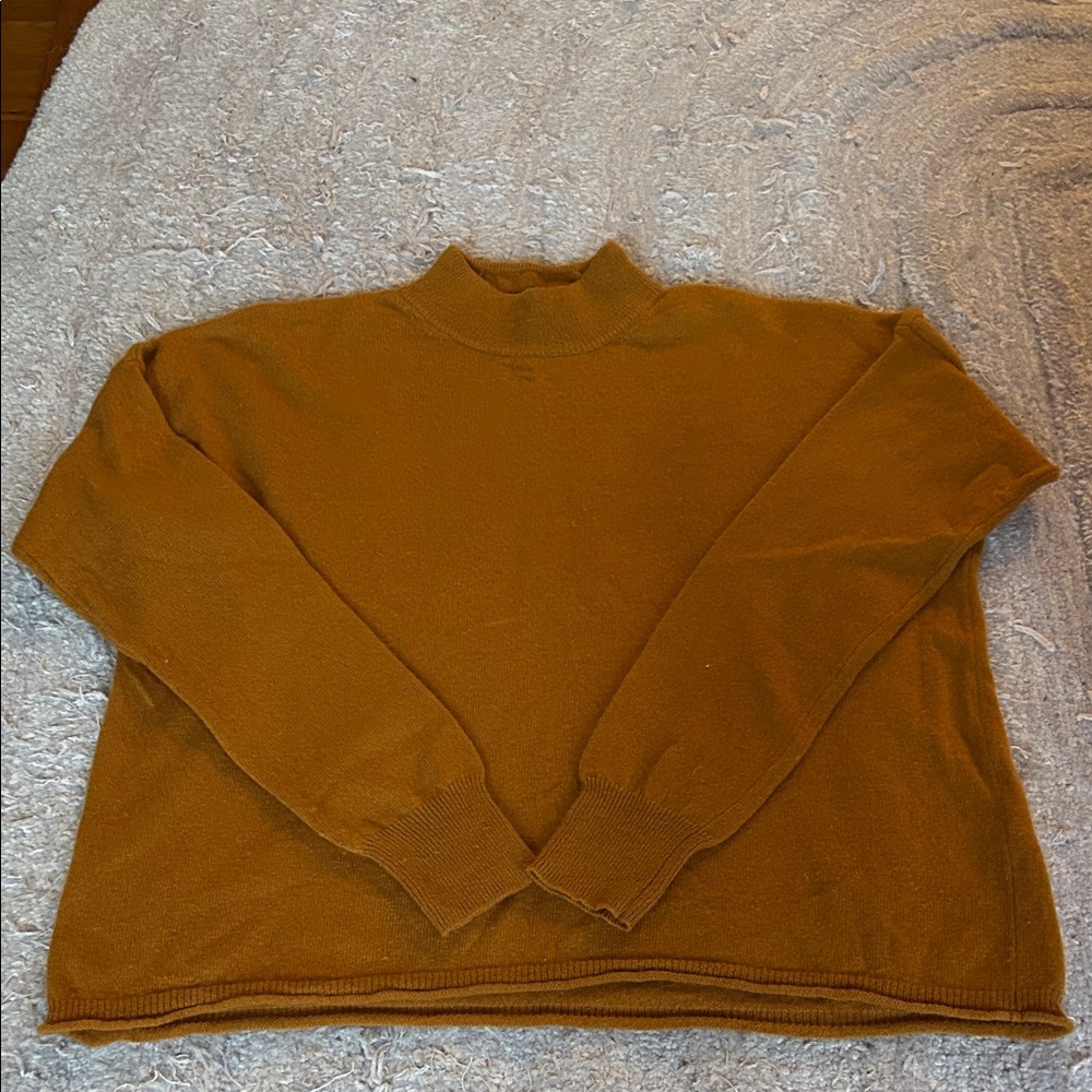 Women’s Gold Cashmere Sweater